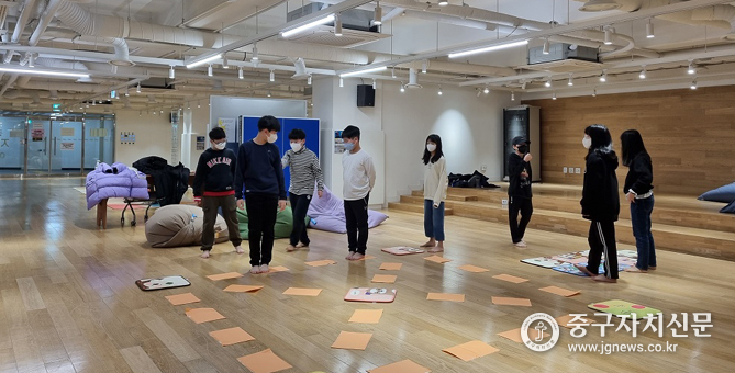 제2회 룰루랄라, 중구마을학교에서 하나되누는 놀이마당 모습.