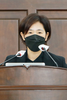 5분 자유발언을 하고 있는 이정미 의원