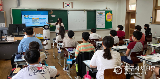  아동 청소년들을 대상으로 생명 사랑 교육을 실시하고 있다. 