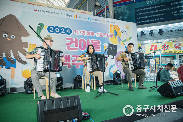 2024 건어물맥주 축제가 열리고 있는 모습.